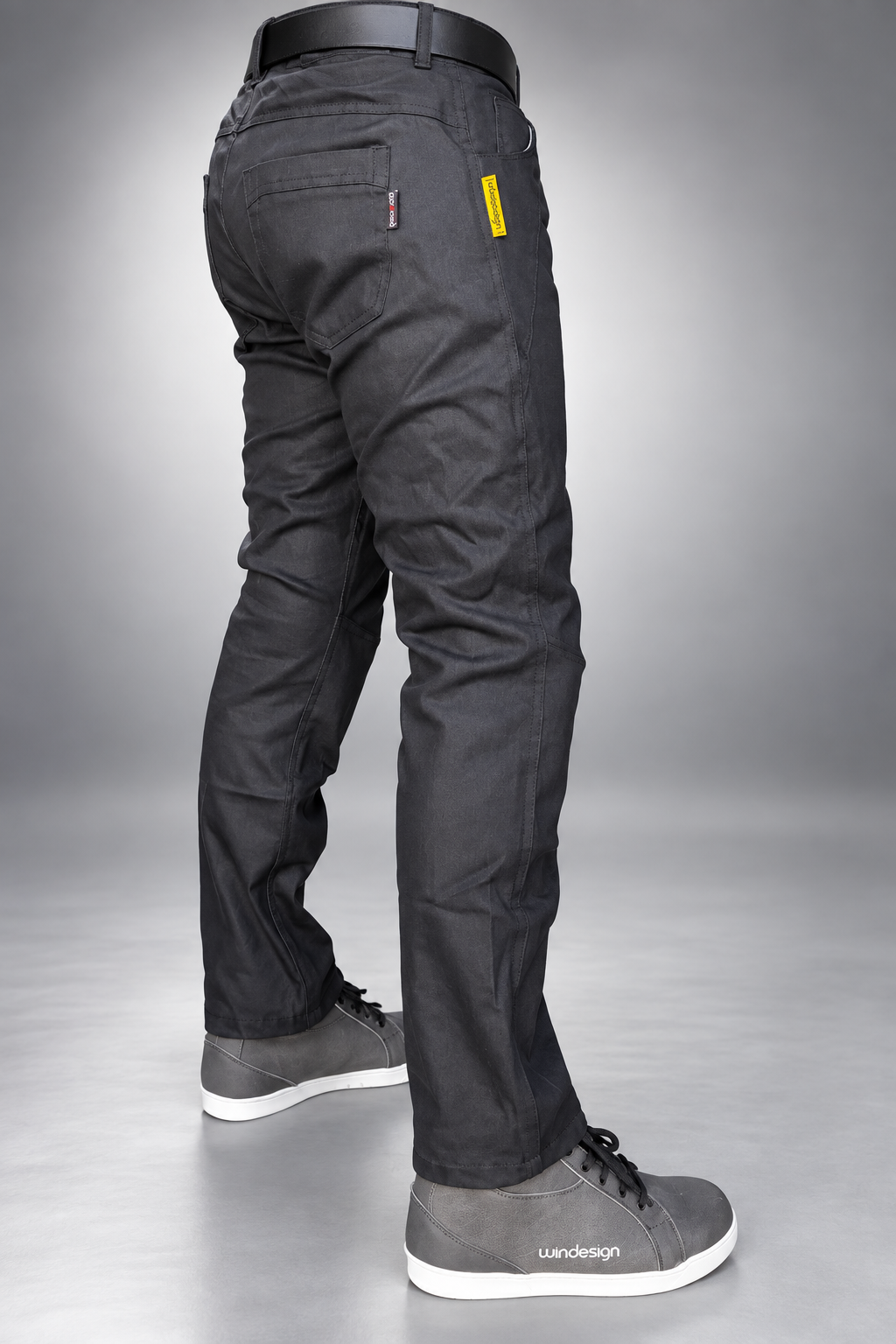 Jeans WINDESIGN, con interior de kevlar y proyecciones Certificadas
